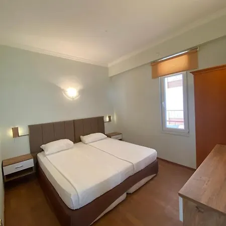 Erol Aparthotel *