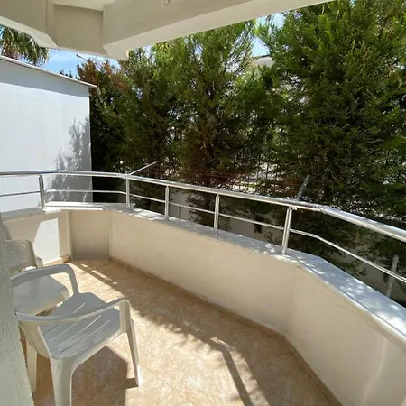 Erol Aparthotel *