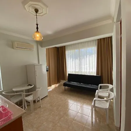 Erol Aparthotel *