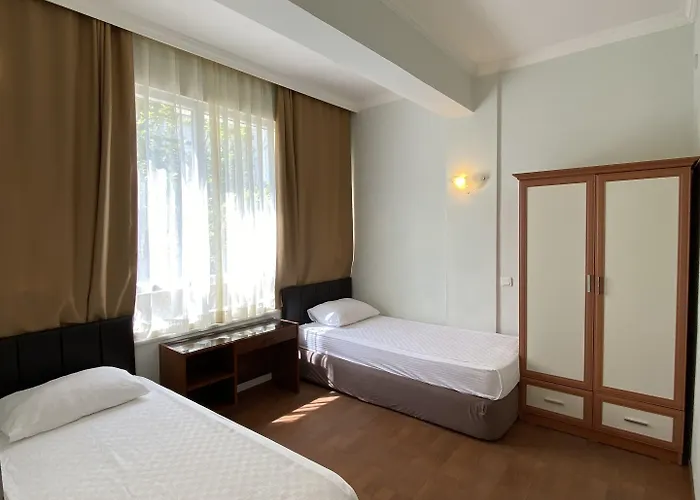 Erol Apart 3* Kemer