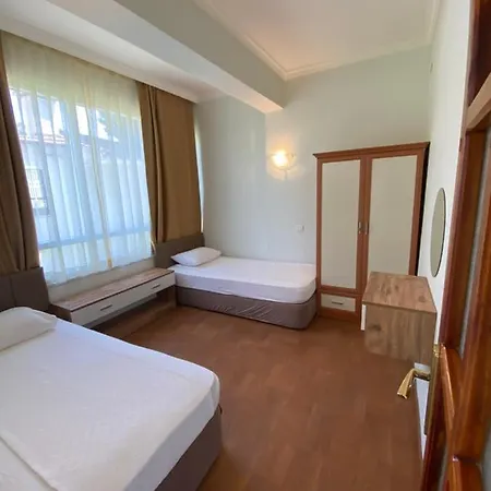 Erol Apart 4* Kemer